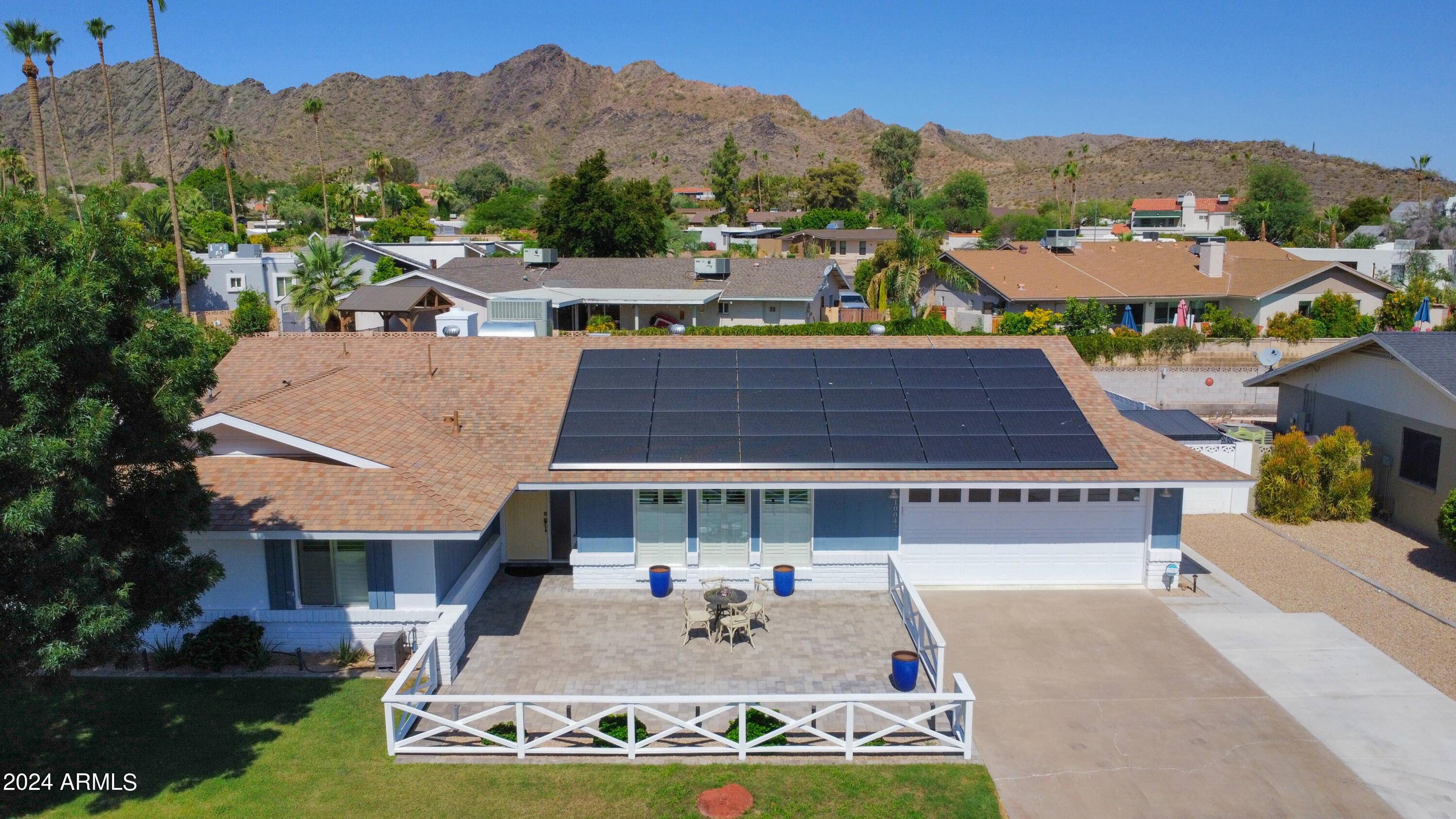 Phoenix, AZ 85028,10042 N 25TH Street