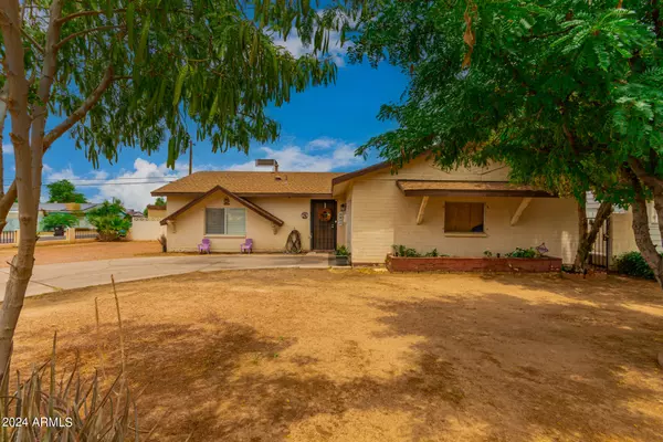 Phoenix, AZ 85033,6132 W AVALON Drive
