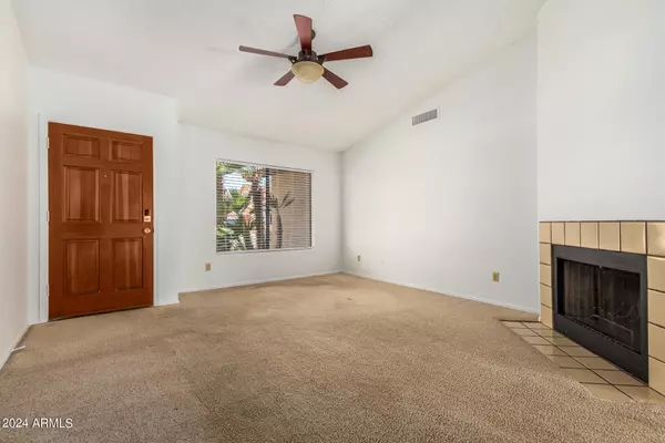 Phoenix, AZ 85044,3620 E AGAVE Road