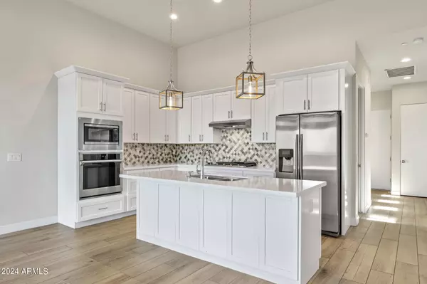 Scottsdale, AZ 85260,9850 E MCDOWELL MOUNTAIN RANCH Road #1004