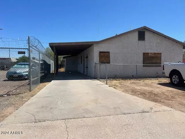 2309 W HADLEY Street, Phoenix, AZ 85009