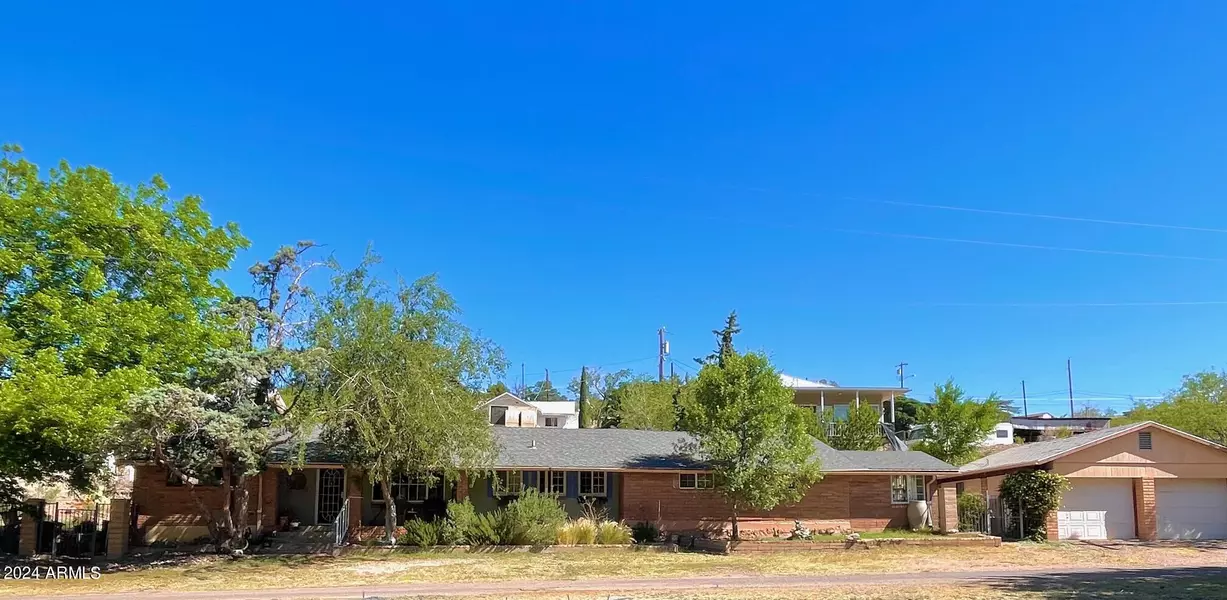 409 BLACK KNOB View, Bisbee, AZ 85603