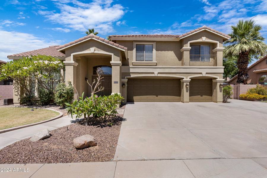 4812 S WINDSTREAM Place, Chandler, AZ 85249