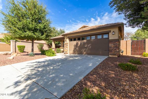 Goodyear, AZ 85338,18546 W LUPINE Avenue