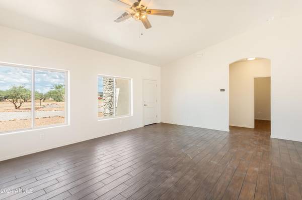 Huachuca City, AZ 85616,424 E Birch Street