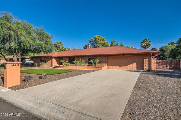 Scottsdale, AZ 85254,5449 E LARKSPUR Drive