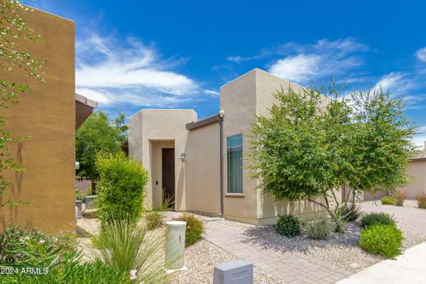 San Tan Valley, AZ 85140,678 E COBBLE STONE Drive