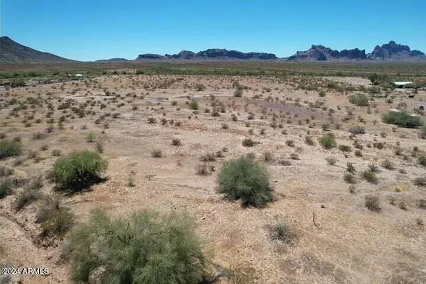 0 S 545th Ave -- #-, Tonopah, AZ 85354