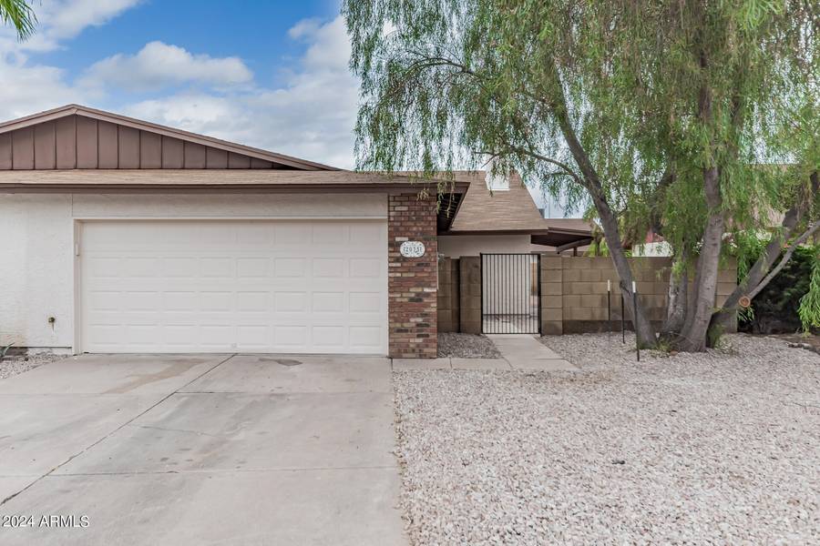 2035 S DON LUIS --, Mesa, AZ 85202