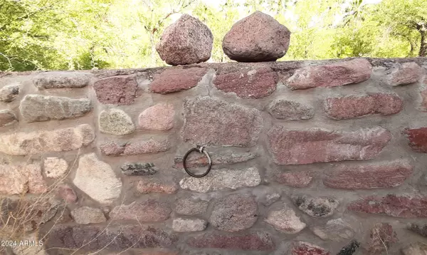 Morristown, AZ 85342,5102 N Castle Hot Springs Road #-