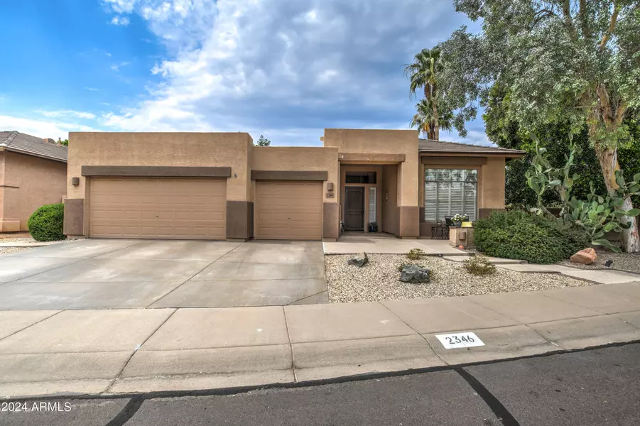 2346 W SHANNON Street, Chandler, AZ 85224