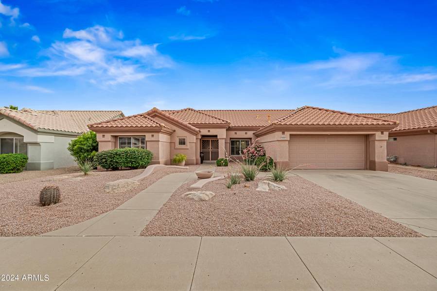 14201 W ROBERTSON Drive, Sun City West, AZ 85375