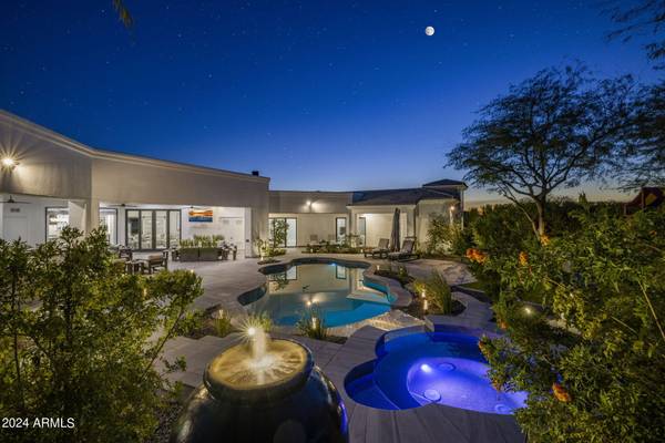 12312 E SHANGRI LA Road, Scottsdale, AZ 85259