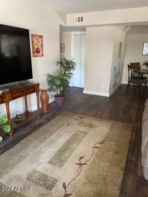 Tempe, AZ 85288,925 N COLLEGE Avenue #F124