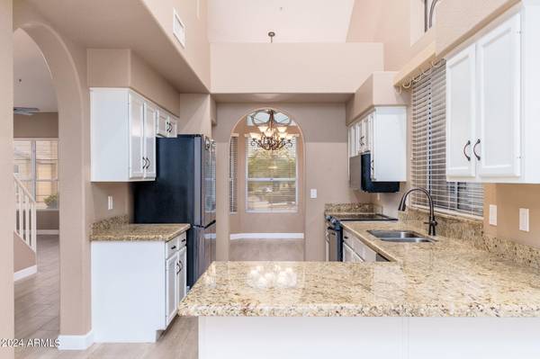 Scottsdale, AZ 85255,9038 E MAPLE Drive