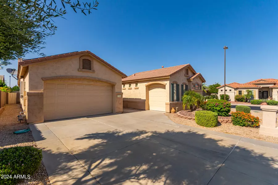 17916 W ADDIE Lane, Surprise, AZ 85374