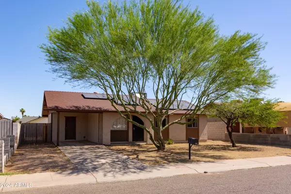 4636 E APOLLO Road, Phoenix, AZ 85042