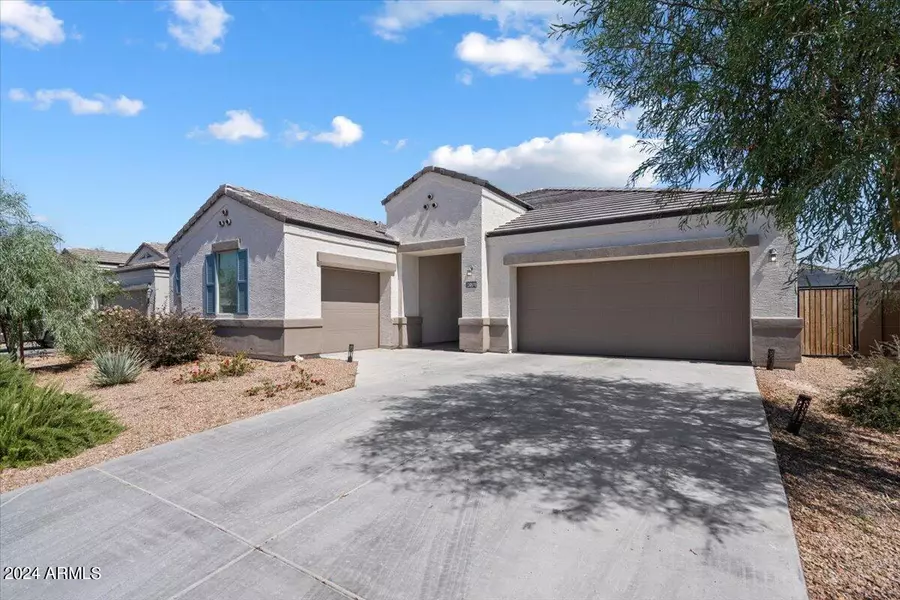 30870 W CATALINA Drive, Buckeye, AZ 85396