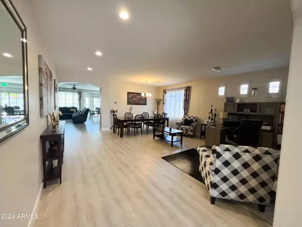 Phoenix, AZ 85083,27411 N 64TH Drive