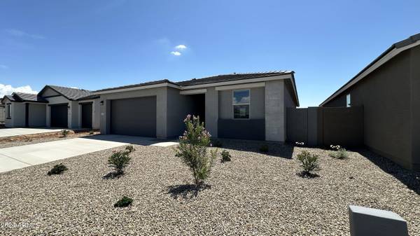 San Tan Valley, AZ 85143,4147 E Bradford Avenue