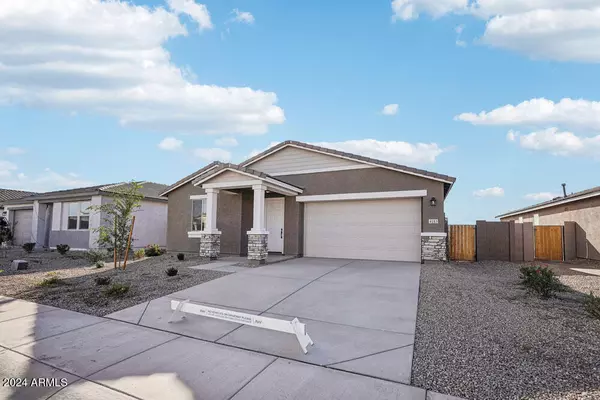 San Tan Valley, AZ 85143,4183 E BROOK LYNN Place