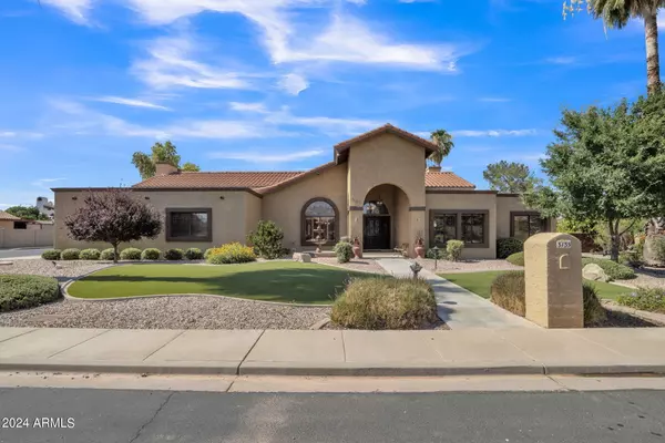 3135 E ENROSE Circle,  Mesa,  AZ 85213
