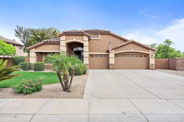 87 E HAMPTON Lane, Gilbert, AZ 85295