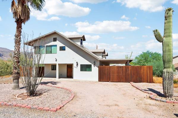 5599 S ALAMEDA Road, Gold Canyon, AZ 85118