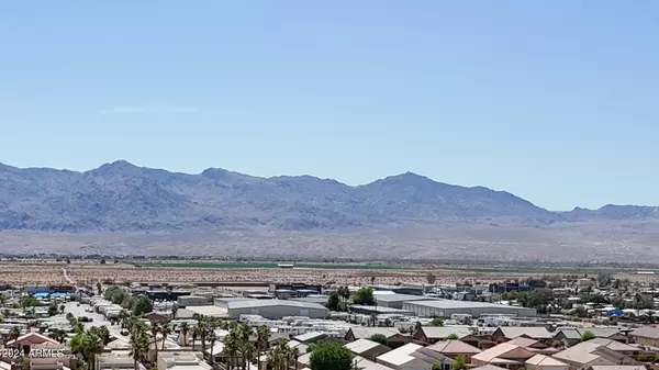 Fort Mohave, AZ 86426,4674 S AZTEC Court #9