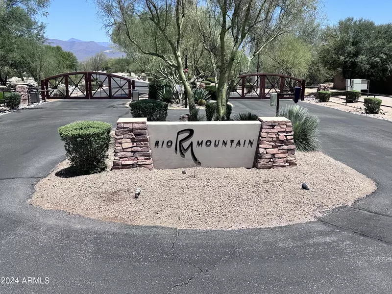 28530 N RIO MOUNTAIN Court #9, Scottsdale, AZ 85262