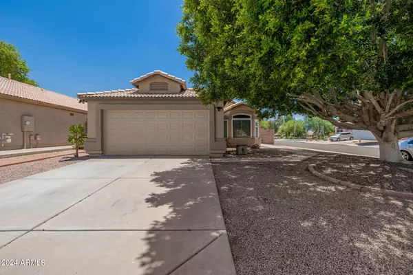 4955 E HOLMES Avenue,  Mesa,  AZ 85206