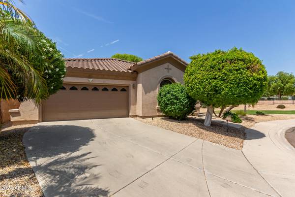 Chandler, AZ 85225,2074 E HULET Place