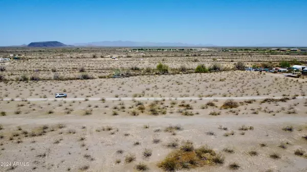 Tonopah, AZ 85354,77 N Orangewood Avenue #-