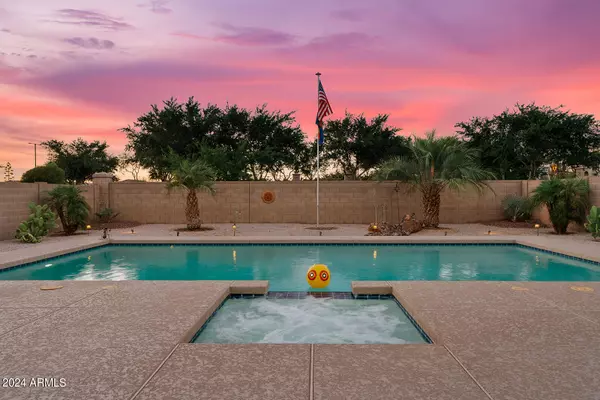 Surprise, AZ 85387,16384 W sand hills Road