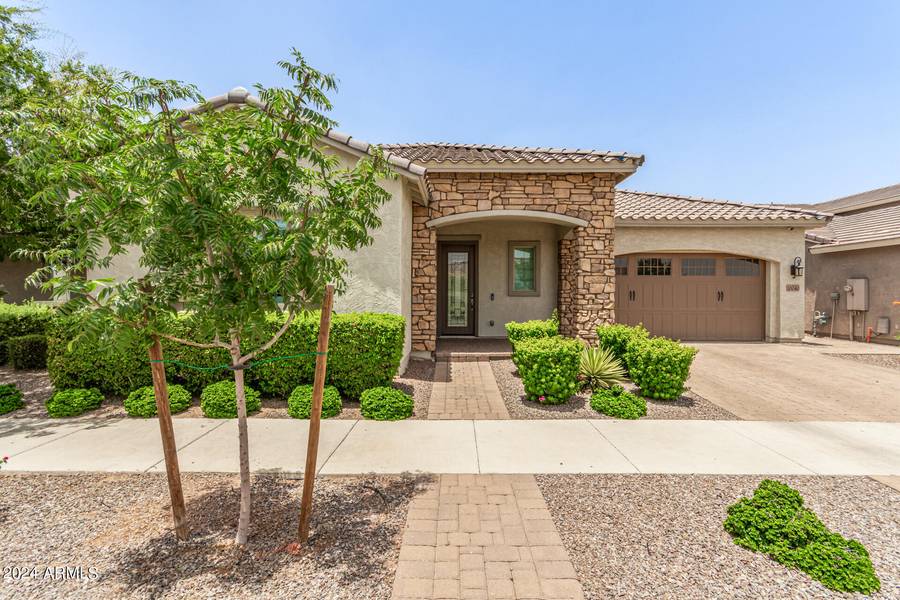 10040 E SATELLITE Drive, Mesa, AZ 85212