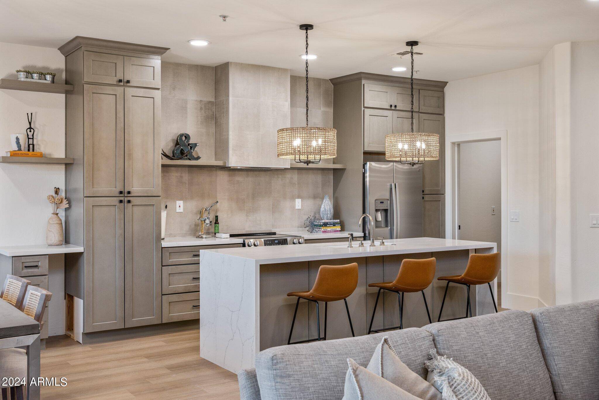 19550 N GRAYHAWK Drive #1047, Scottsdale, AZ 85255
