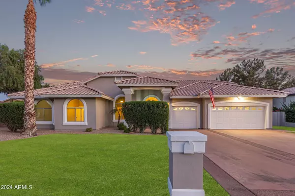 2215 E HERMOSA VISTA Drive, Mesa, AZ 85213