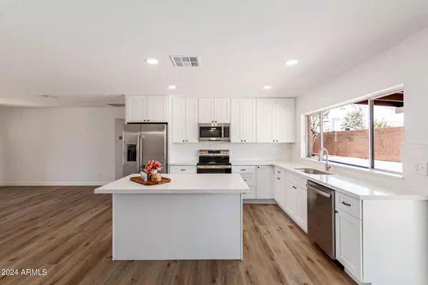 Mesa, AZ 85202,2403 W PAMPA Circle