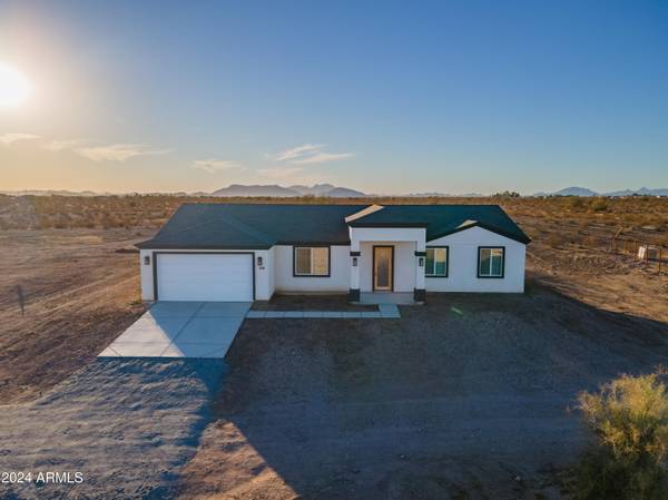 Tonopah, AZ 85354,588 N 350TH Drive