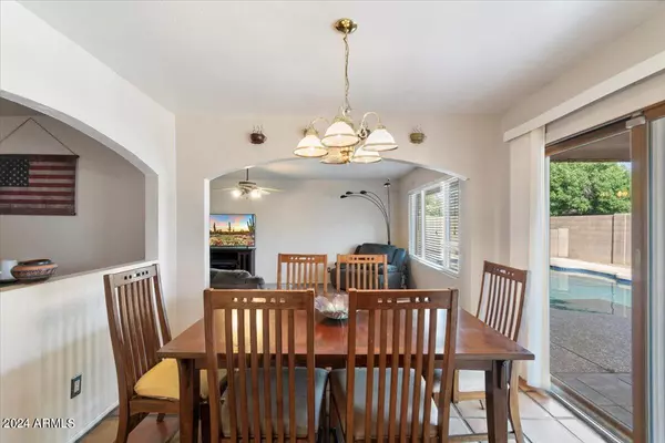 Glendale, AZ 85308,5823 W ANGELA Drive