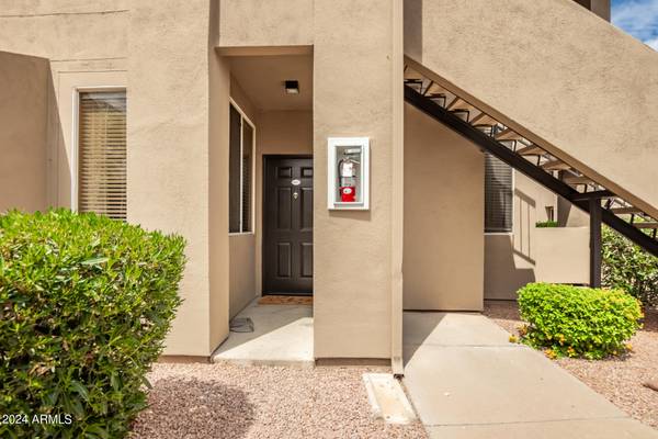 Scottsdale, AZ 85254,7009 E ACOMA Drive #1013