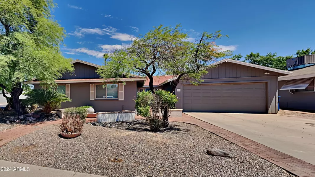 1262 E PEBBLE BEACH Drive, Tempe, AZ 85282