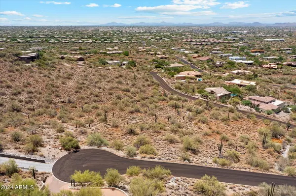 Carefree, AZ 85377,6215 E HIDDEN CANYON Road #34