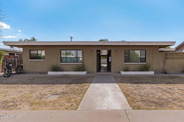 2122 S GRANADA Drive,  Tempe,  AZ 85282