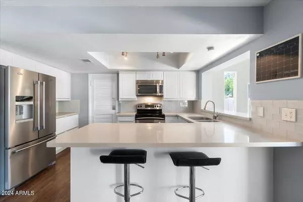 Phoenix, AZ 85028,11257 N 37TH Street