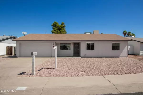 3222 W WAGONER Road, Phoenix, AZ 85053