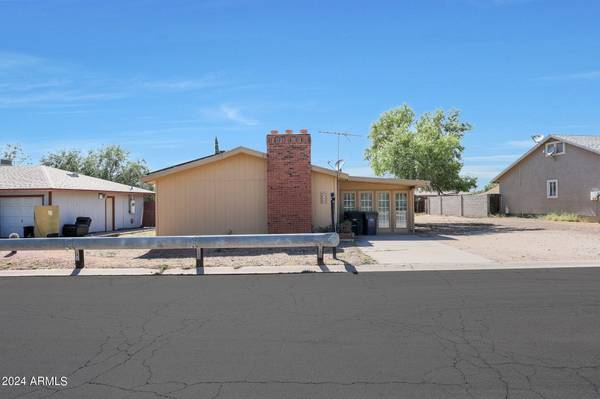 Morristown, AZ 85342,349 PERETZ Circle