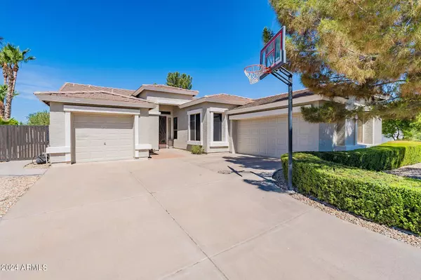 694 W EBONY Way,  Chandler,  AZ 85248