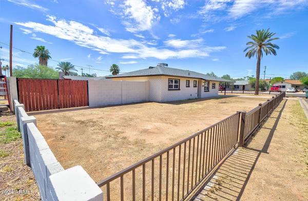 Casa Grande, AZ 85122,513 E MANOR Drive