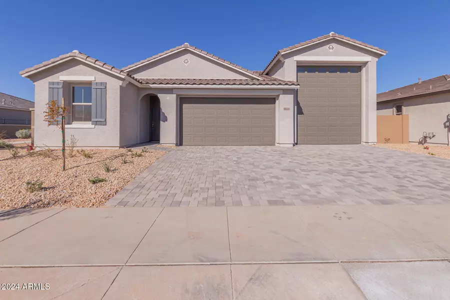 18600 W Swayback Pass, Surprise, AZ 85387